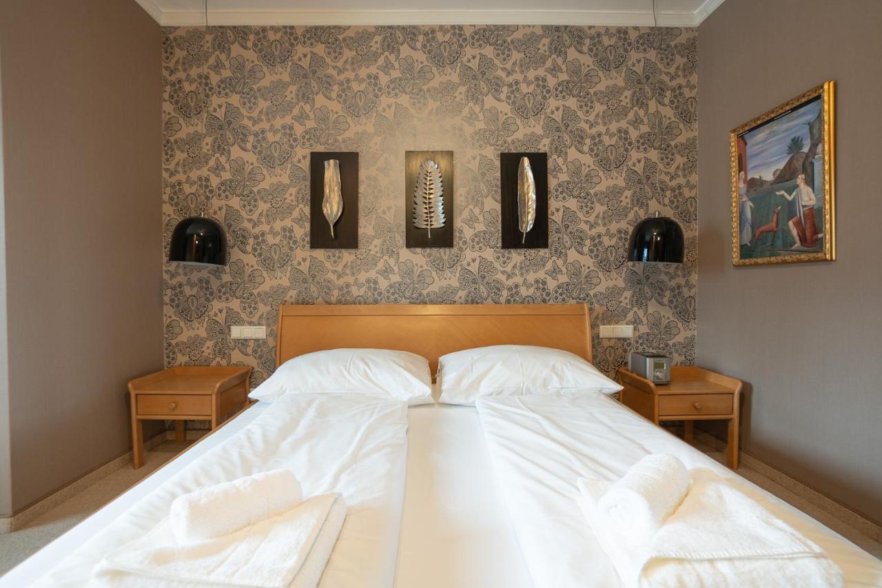 Apartment With A Balcony - 15 Min To City Center Vienne Extérieur photo