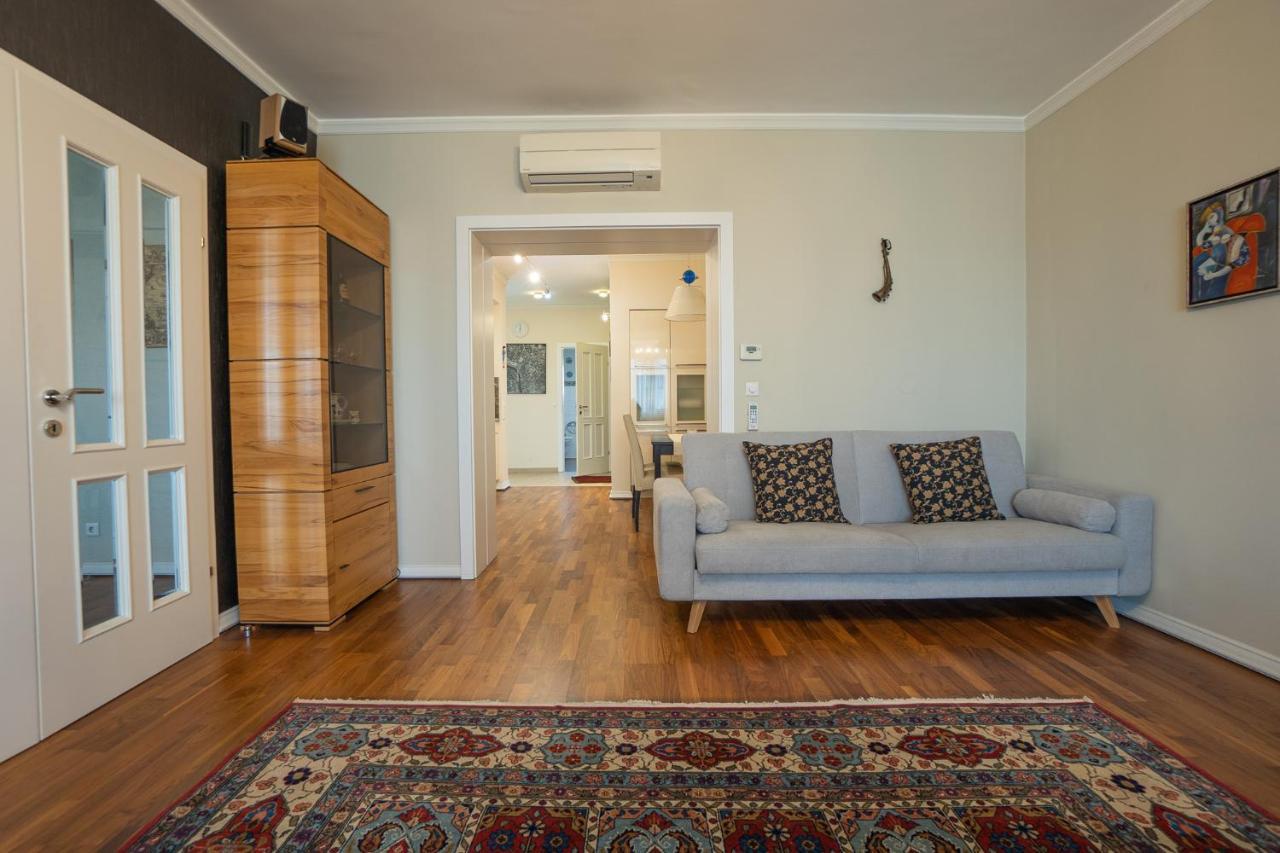 Apartment With A Balcony - 15 Min To City Center Vienne Extérieur photo