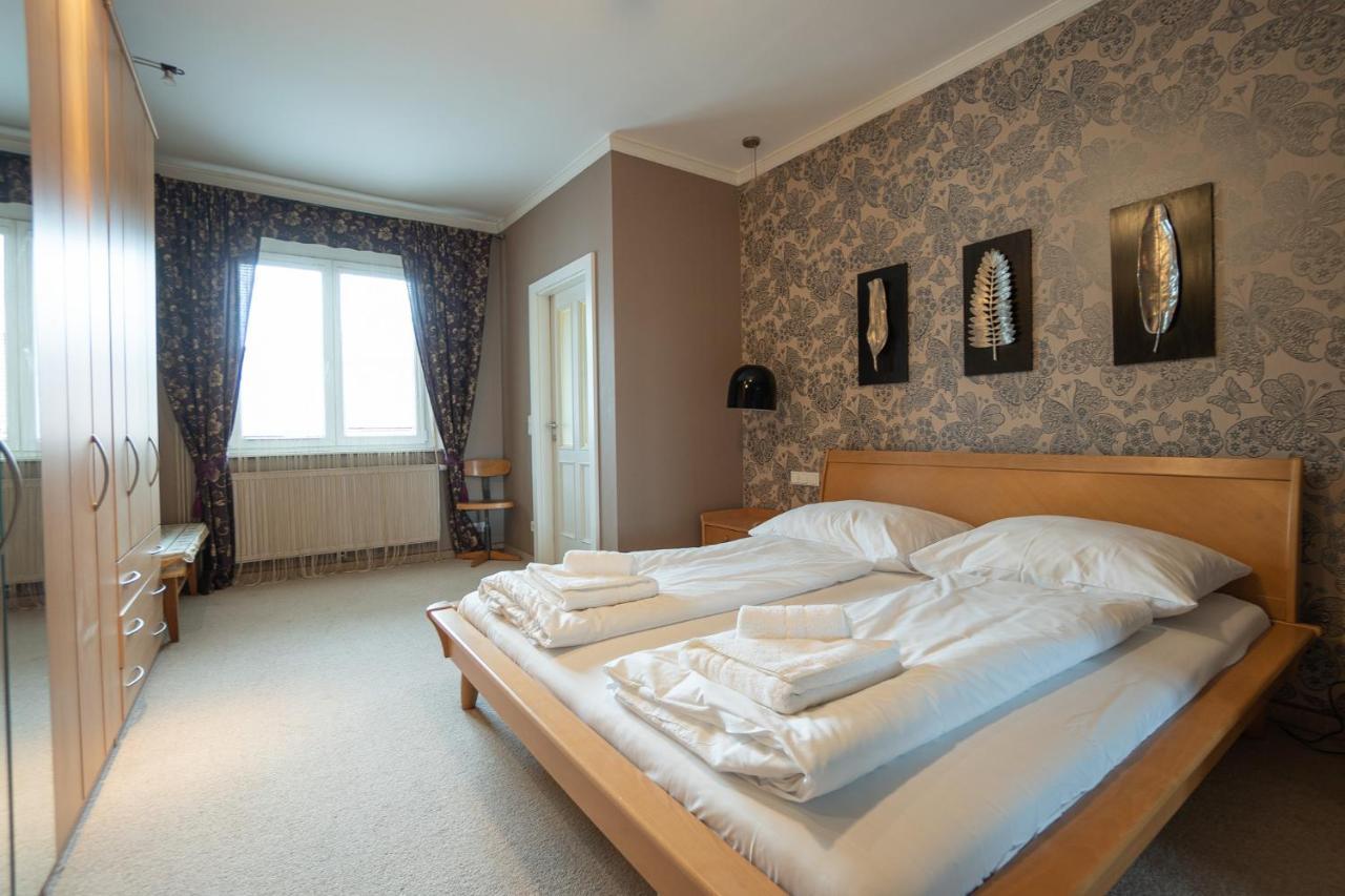 Apartment With A Balcony - 15 Min To City Center Vienne Extérieur photo